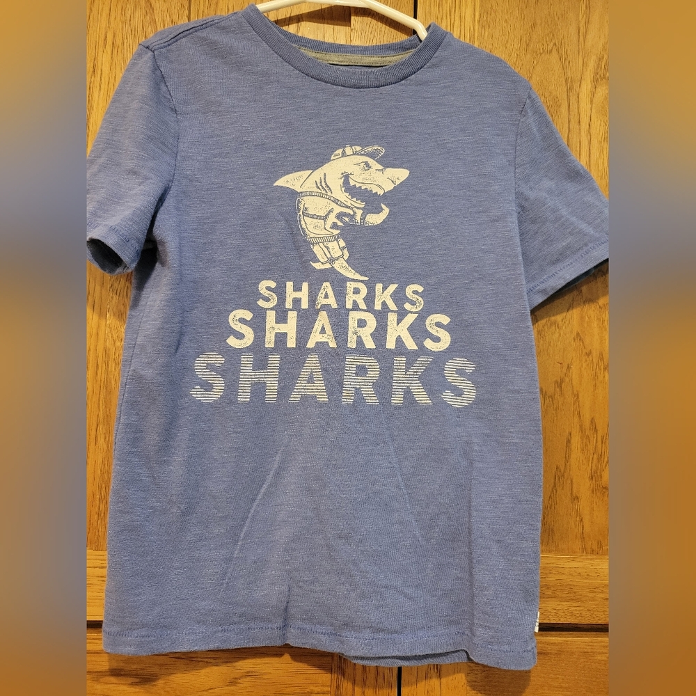 Gap Boys Shark T-shirt. Size Medium